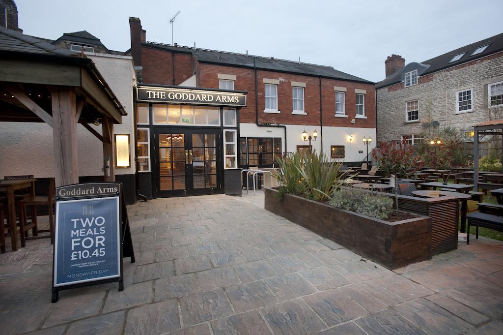 The Goddard Arms Hotel Swindon Exterior photo