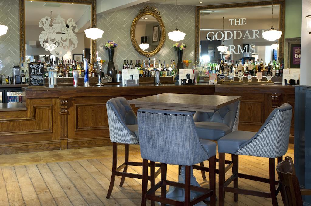 The Goddard Arms Hotel Swindon Exterior photo
